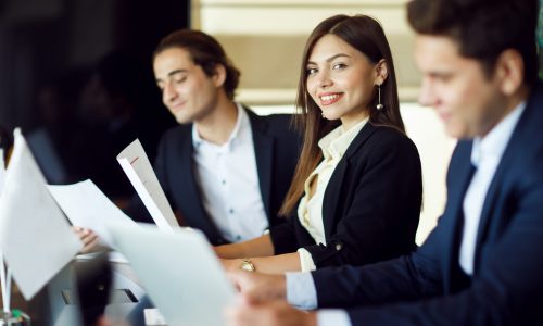 colegas-sombra-borrosa-reunion